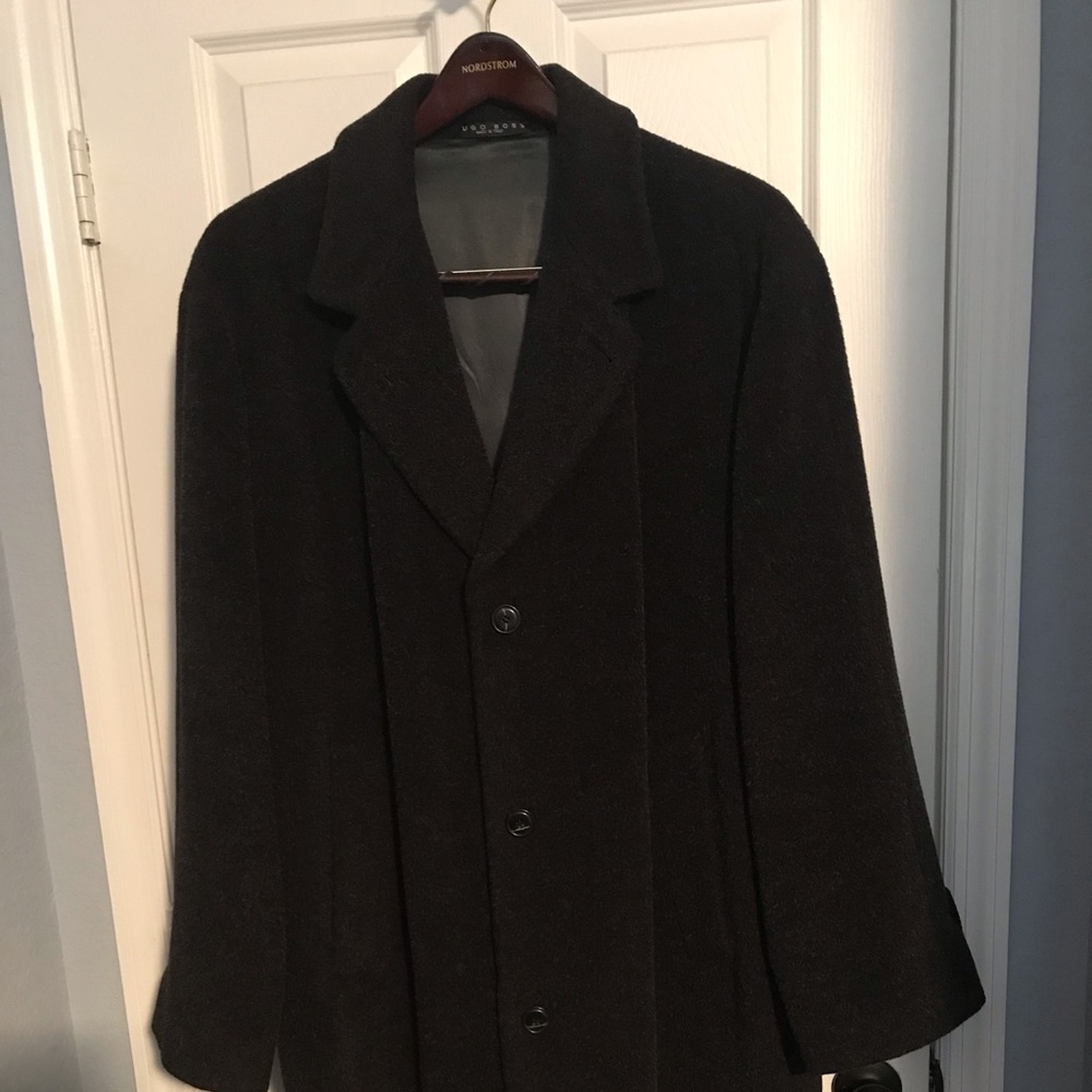 Credenza Over Coat. Size 42L, 50% Wool 50%Alpaca.